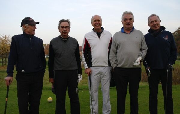 Teilnehmer am Stechen um die JYSKE BANK Birdie Challenge ( M.Westphal, D.Rosenthal, J.Herzbach, F.Bartsch, W.Hohn )